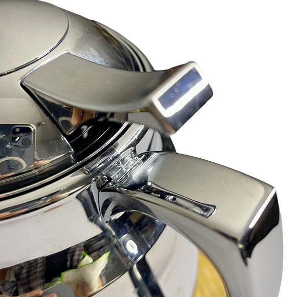 Pampered Chef 42 Oz Chrome Carafe Thermal Glass Liner Hot Or Cold - Picture 3 of 8
